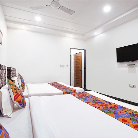 Fabhotel Villa De Benares Экстерьер фото