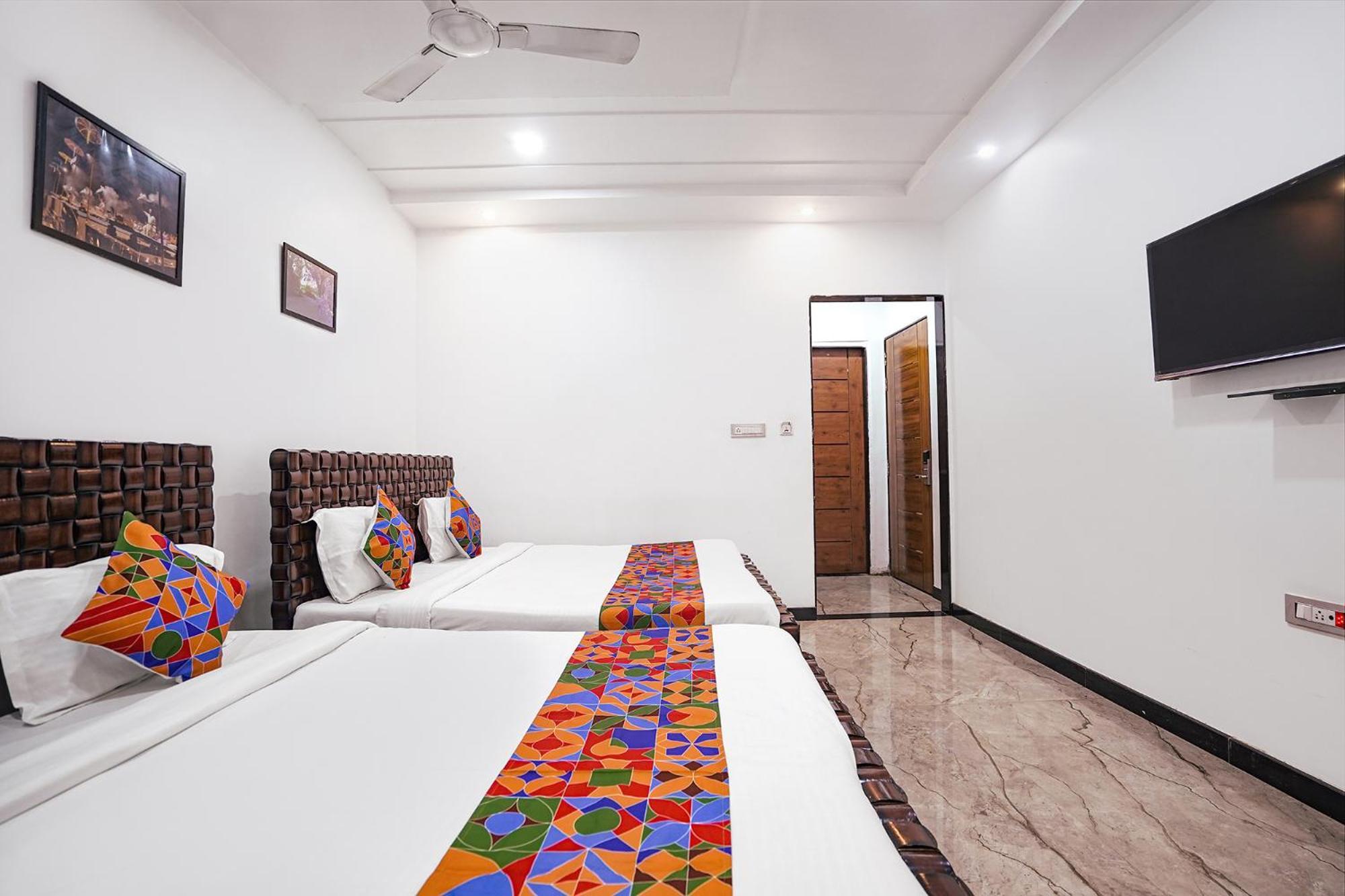 Fabhotel Villa De Benares Экстерьер фото