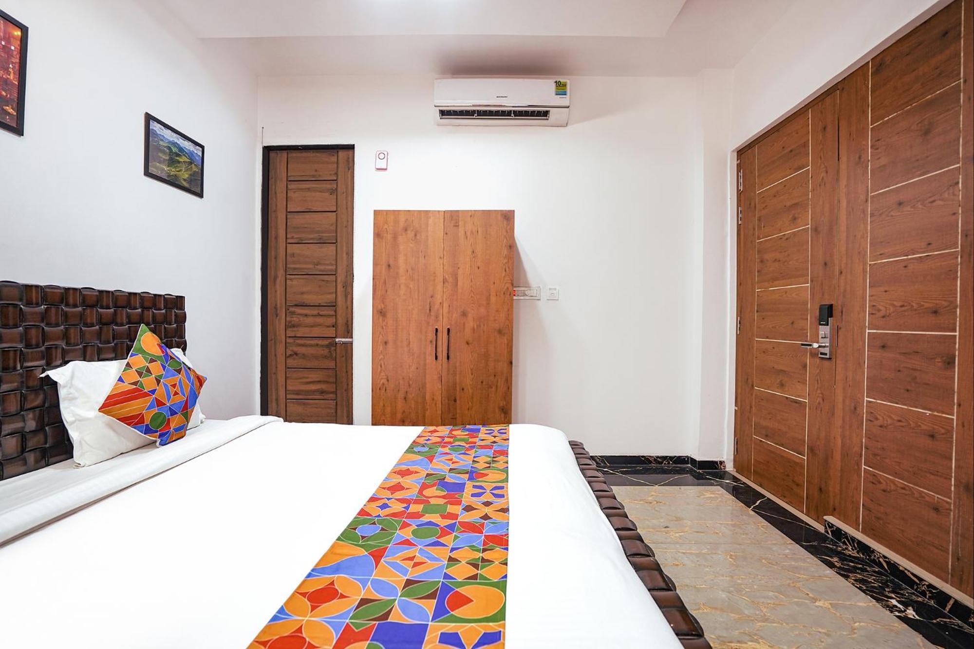 Fabhotel Villa De Benares Экстерьер фото