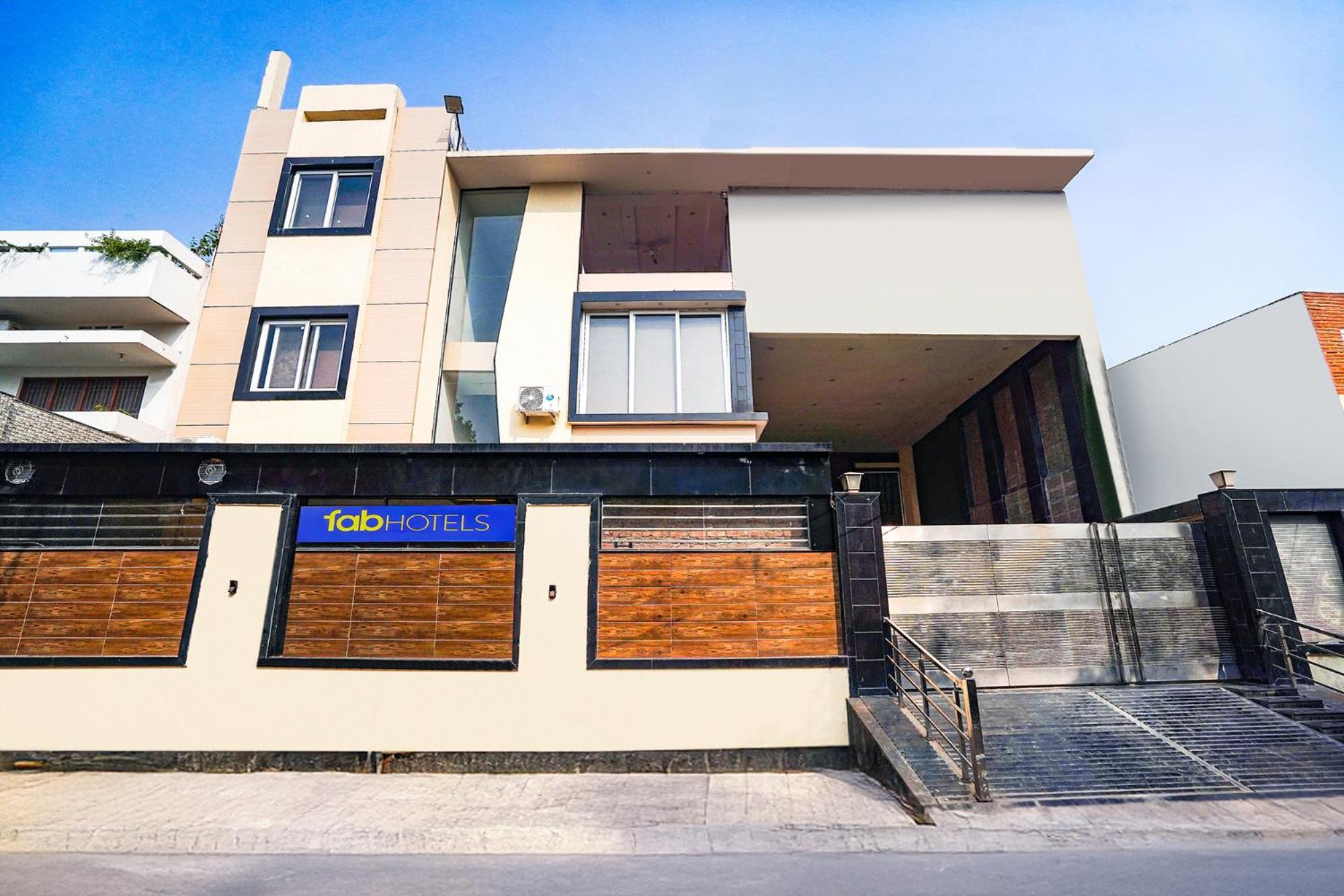 Fabhotel Villa De Benares Экстерьер фото