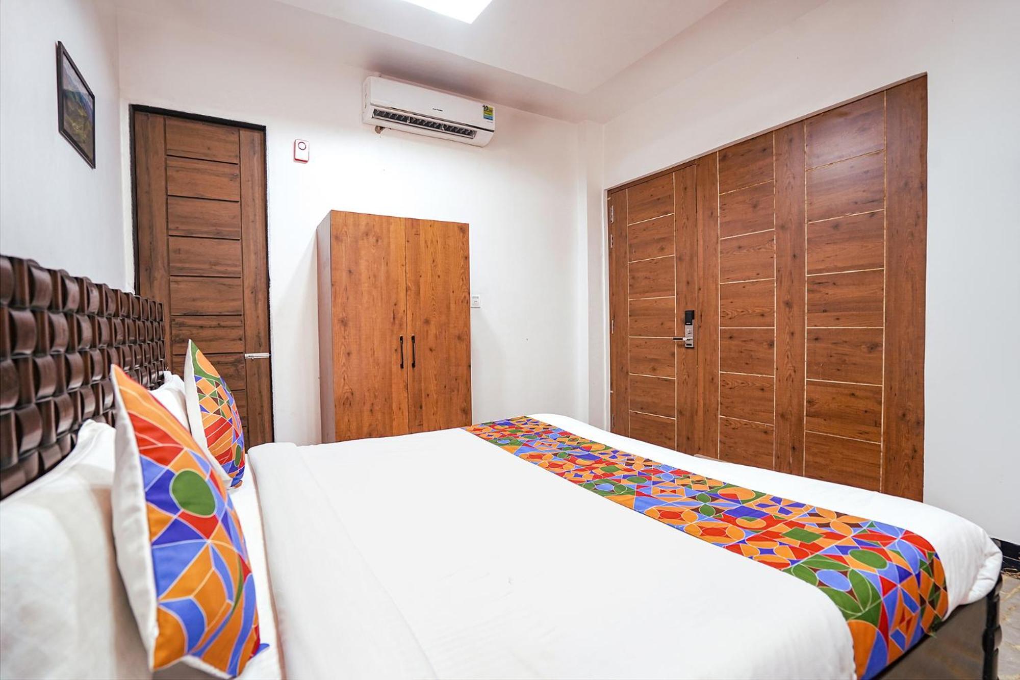 Fabhotel Villa De Benares Экстерьер фото